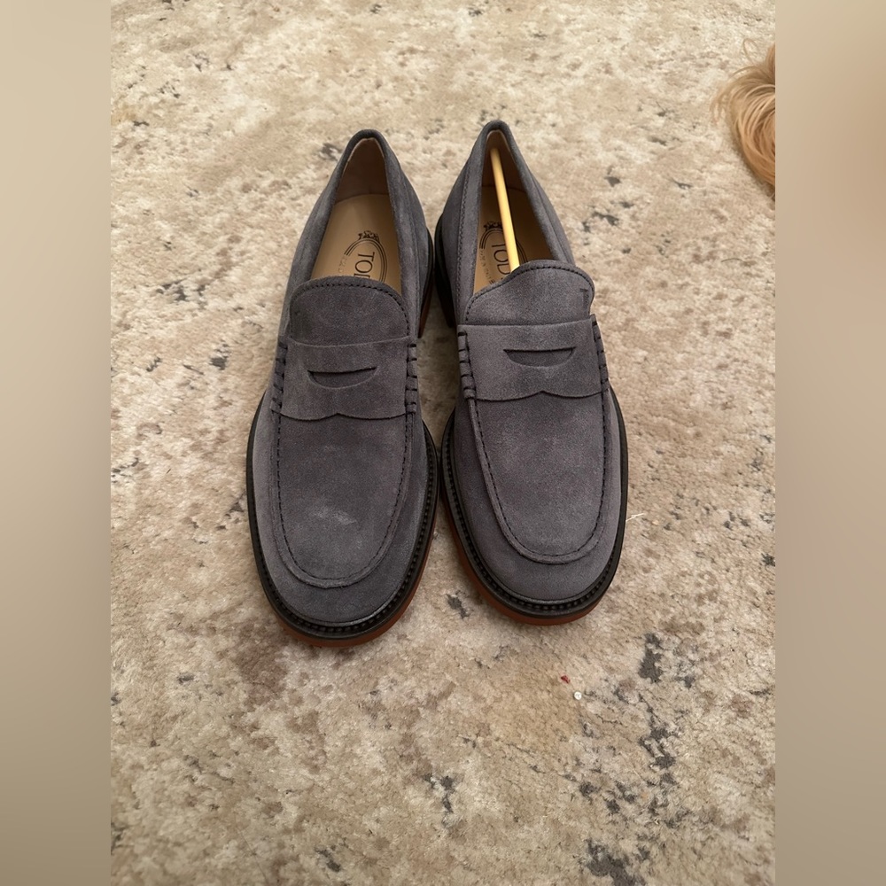 NWT Tod’s Mocassino Semiformale, Grey, size 7 never worn brand new